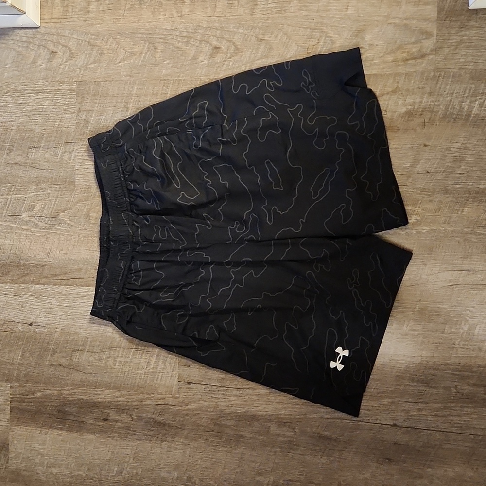 Mens Black Under Armour  -M loose